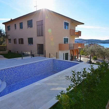 Apartments Villa Coratina Trogir Dış mekan fotoğraf