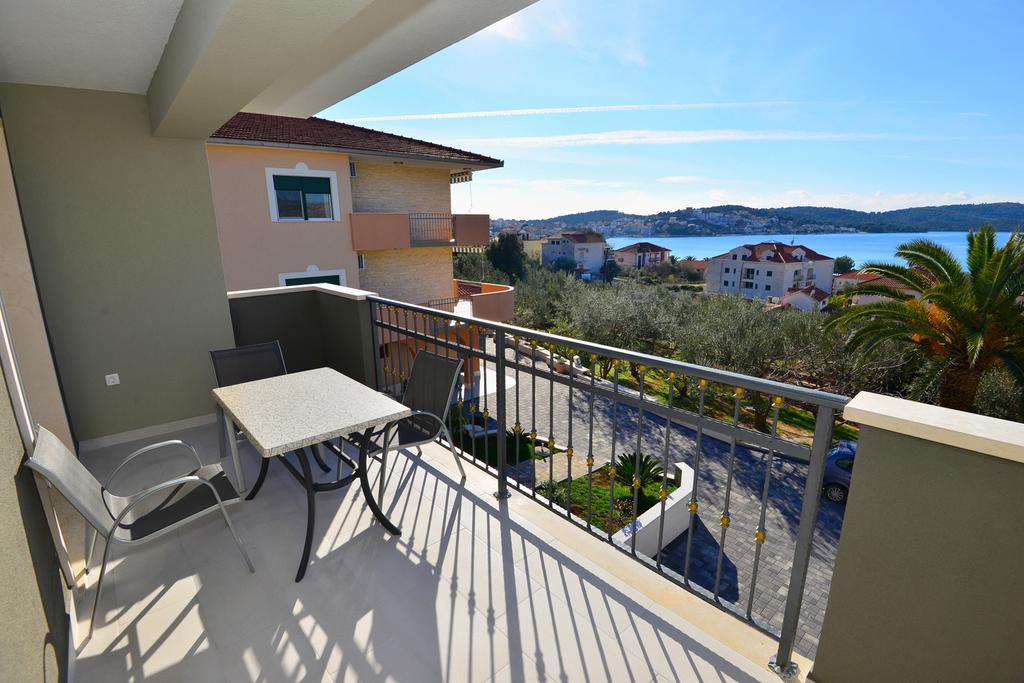 Apartments Villa Coratina Trogir Dış mekan fotoğraf