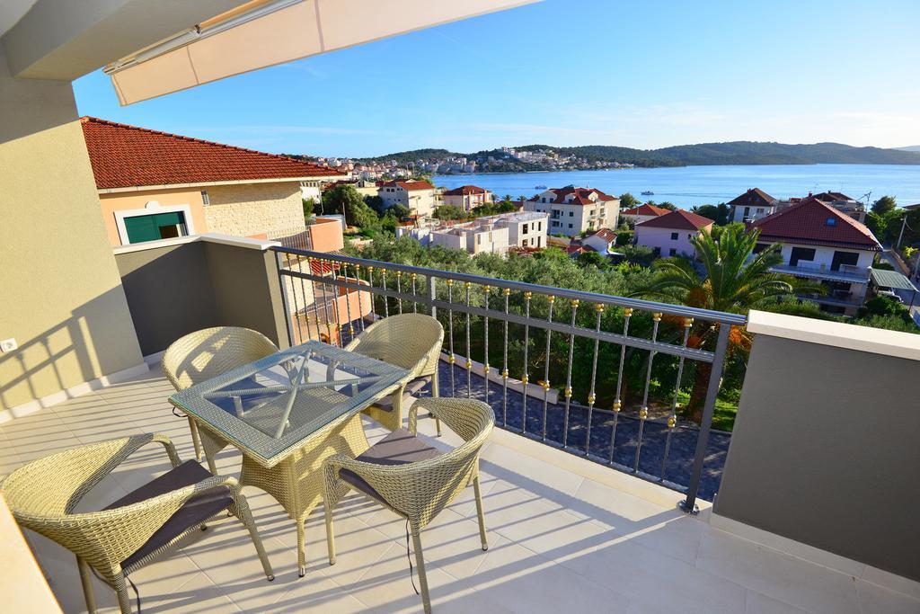 Apartments Villa Coratina Trogir Dış mekan fotoğraf